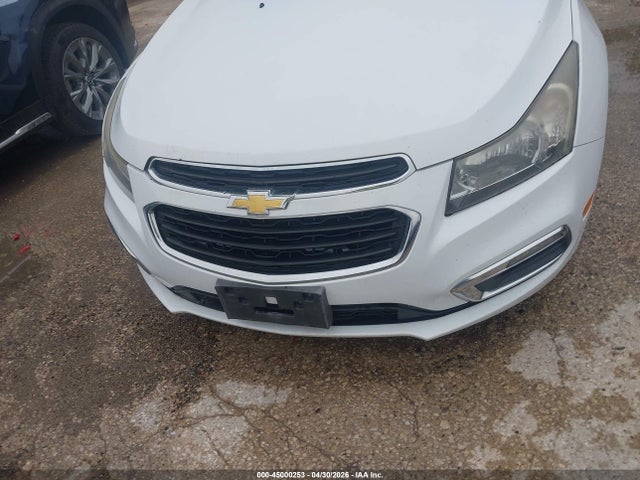45000253 :رقم المزاد ، 1G1PE5SB4F7227826 vin ، 2015 Chevrolet Cruze 2lt Auto مزاد بيع