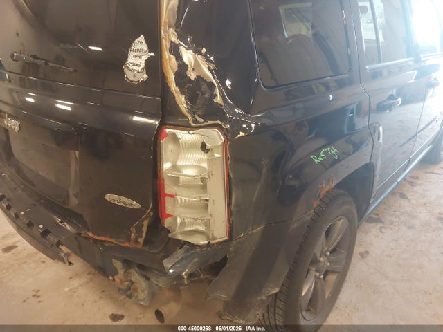 45000268 :رقم المزاد ، 1C4NJPFA8FD170913 vin ، 2015 Jeep Patriot High Altitude Edition مزاد بيع