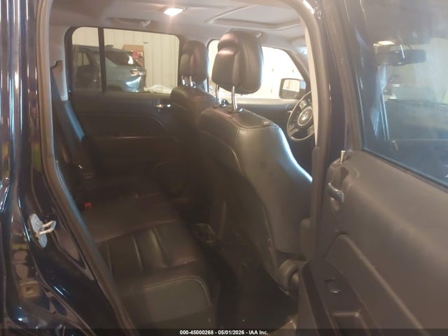 45000268 :رقم المزاد ، 1C4NJPFA8FD170913 vin ، 2015 Jeep Patriot High Altitude Edition مزاد بيع