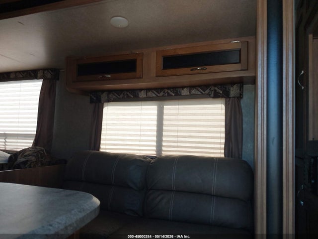 Продажа на аукционе авто 2017 Coachmen Catalina, vin: 5ZT2CAUB8HA026979, номер лота: 45000284