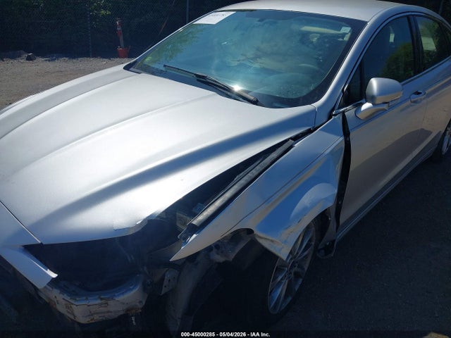 3FA6P0HD6HR243763 Ford FUSION SE