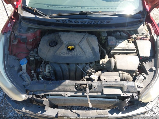 KMHDH4AE1GU598884 Hyundai ELANTRA SE
