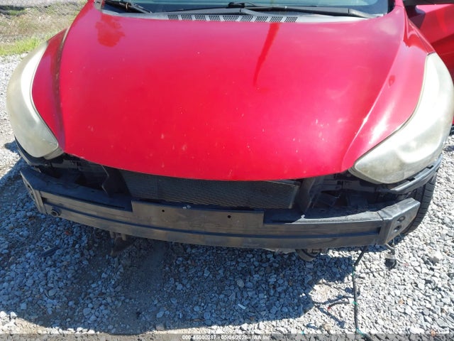 KMHDH4AE1GU598884 Hyundai ELANTRA SE