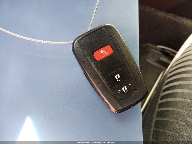 JTDKBRFUXH3055132 Toyota Prius Two