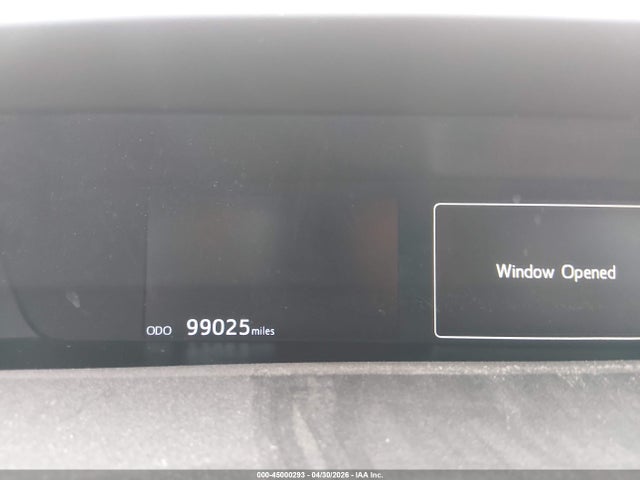JTDKBRFUXH3055132 Toyota Prius Two