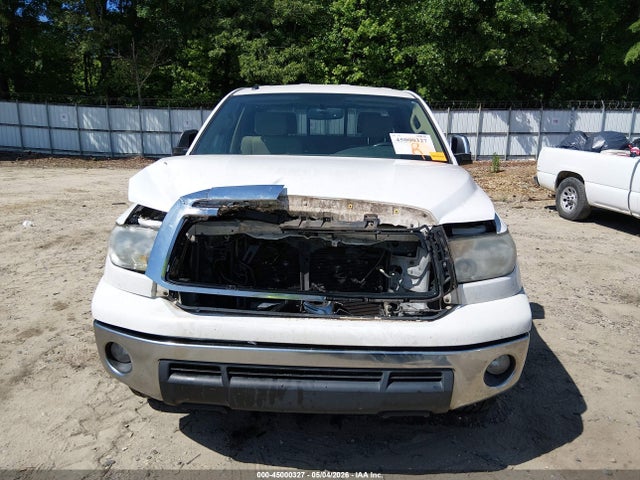 45000327 :رقم المزاد ، 5TFUW5F15CX267417 vin ، 2012 Toyota Tundra Grade 5.7l V8 مزاد بيع