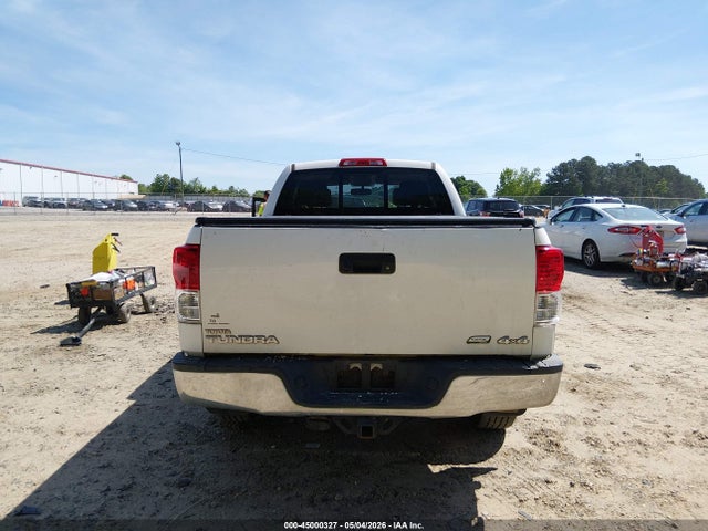 45000327 :رقم المزاد ، 5TFUW5F15CX267417 vin ، 2012 Toyota Tundra Grade 5.7l V8 مزاد بيع
