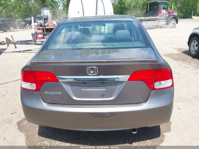 45000339 :رقم المزاد ، 19XFA1F67BE041129 vin ، 2011 Honda Civic Lx-s مزاد بيع