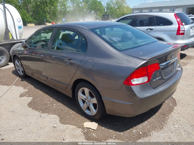 45000339 :رقم المزاد ، 19XFA1F67BE041129 vin ، 2011 Honda Civic Lx-s مزاد بيع