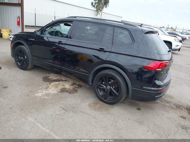 2024 Volkswagen Tiguan 2.0t Se R-line Black მანქანა იყიდება აუქციონზე, vin: 3VV8B7AX4RM092579, აუქციონის ნომერი: 45000357