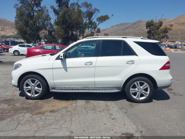 45000369 :رقم المزاد ، 4JGDA5JB8DA215424 vin ، 2013 Mercedes-benz Ml 350 مزاد بيع