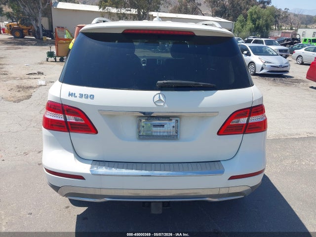 45000369 :رقم المزاد ، 4JGDA5JB8DA215424 vin ، 2013 Mercedes-benz Ml 350 مزاد بيع
