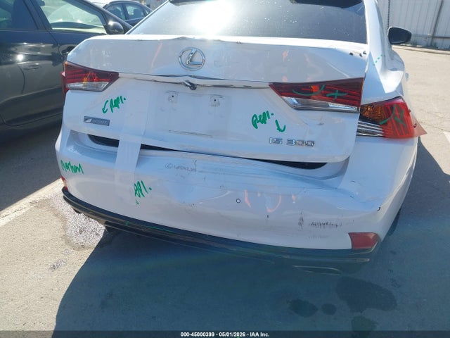 Продажа на аукционе авто 2019 Lexus Is 300, vin: JTHBA1D2XK5095579, номер лота: 45000399