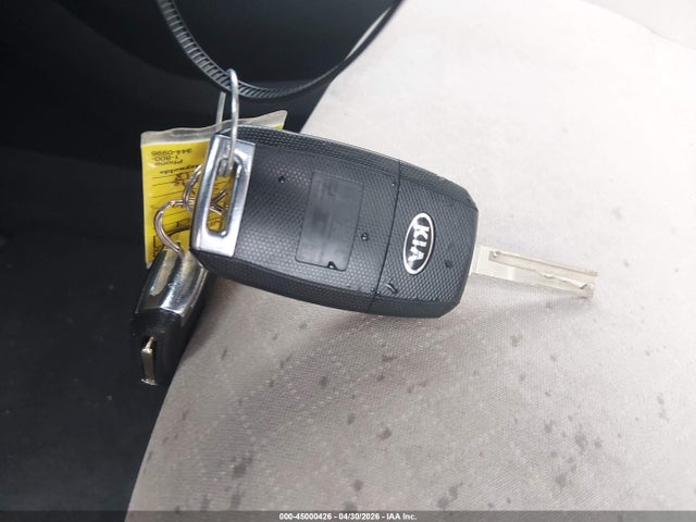Продажа на аукционе авто 2017 Kia Sorento 2.4l Lx, vin: 5XYPG4A35HG200498, номер лота: 45000426