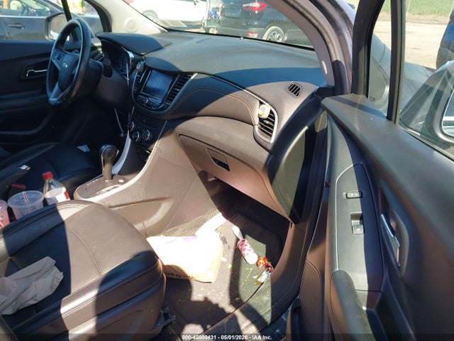 Продаж на аукціоні авто 2021 Chevrolet Trax Awd Lt, vin: KL7CJPSM6MB377040, номер лоту: 45000431