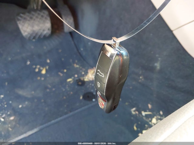 45000469 :رقم المزاد ، WP1AA2A53MLB03858 vin ، 2021 Porsche Macan مزاد بيع
