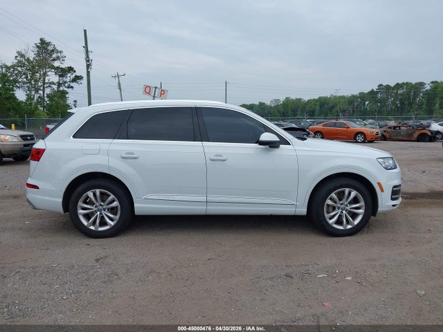 Продажа на аукционе авто 2018 Audi Q7 3.0t Premium, vin: WA1LAAF71JD016457, номер лота: 45000476