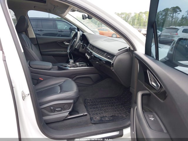 Продажа на аукционе авто 2018 Audi Q7 3.0t Premium, vin: WA1LAAF71JD016457, номер лота: 45000476