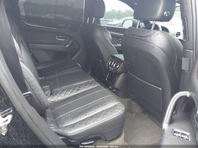 45000545 :رقم المزاد ، SJAAC2ZV8HC014584 vin ، 2017 Bentley Bentayga W12/w12 First Edition مزاد بيع
