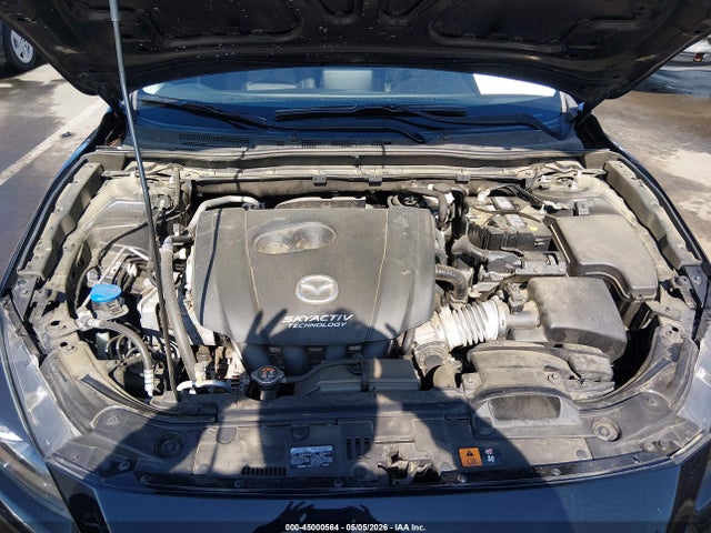2018 Mazda Mazda3 Touring მანქანა იყიდება აუქციონზე, vin: 3MZBN1L32JM262457, აუქციონის ნომერი: 45000564