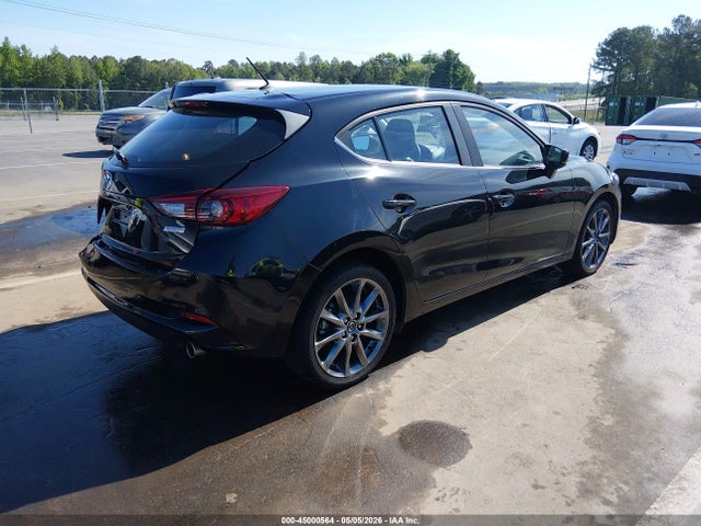 2018 Mazda Mazda3 Touring მანქანა იყიდება აუქციონზე, vin: 3MZBN1L32JM262457, აუქციონის ნომერი: 45000564