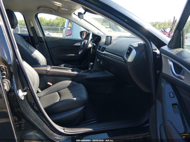 2018 Mazda Mazda3 Touring მანქანა იყიდება აუქციონზე, vin: 3MZBN1L32JM262457, აუქციონის ნომერი: 45000564