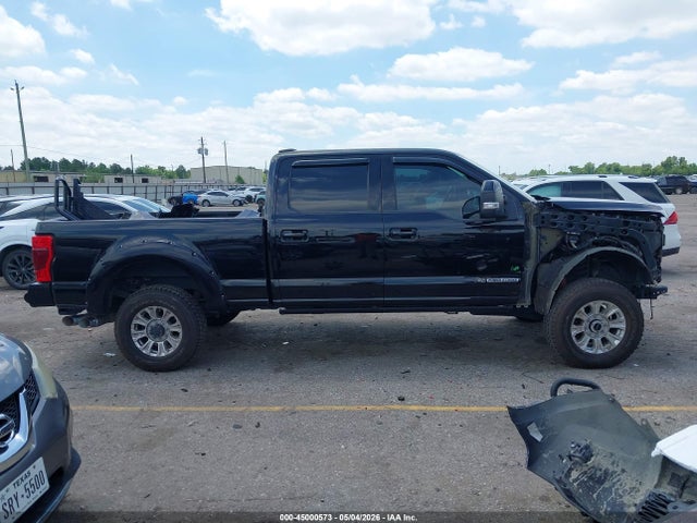 45000573 :رقم المزاد ، 1FT8W2BTXNEE81227 vin ، 2022 Ford F-250 Lariat مزاد بيع