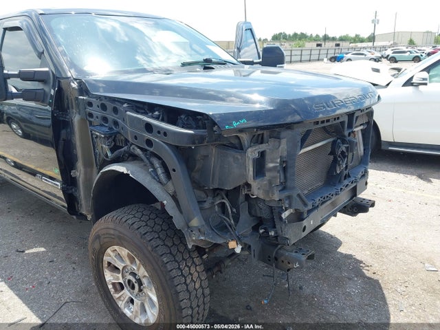 45000573 :رقم المزاد ، 1FT8W2BTXNEE81227 vin ، 2022 Ford F-250 Lariat مزاد بيع