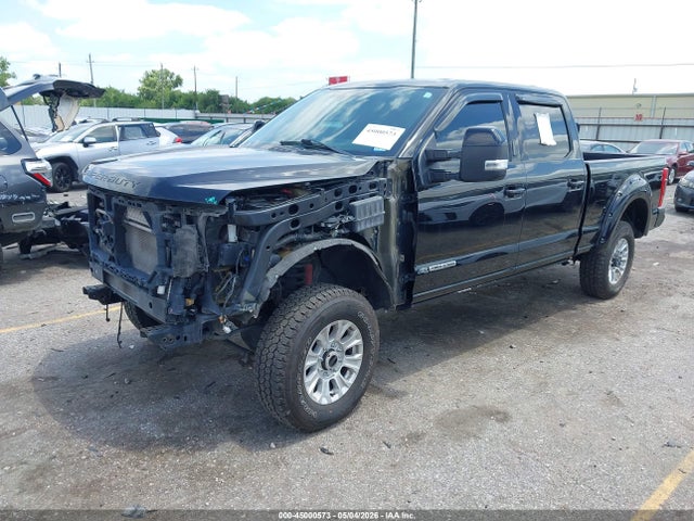 45000573 :رقم المزاد ، 1FT8W2BTXNEE81227 vin ، 2022 Ford F-250 Lariat مزاد بيع