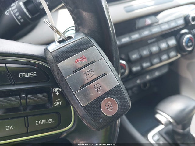 45000575 :رقم المزاد ، KNDPN3AC1K7576863 vin ، 2019 Kia Sportage Ex مزاد بيع