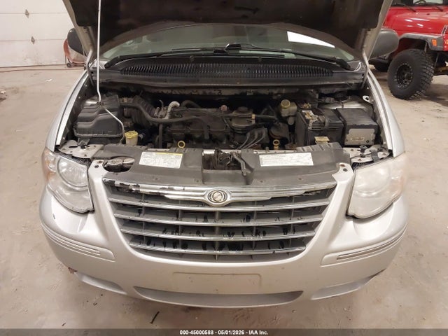 Продажа на аукционе авто 2006 Chrysler Town & Country Limited, vin: 2A8GP64L36R694630, номер лота: 45000588