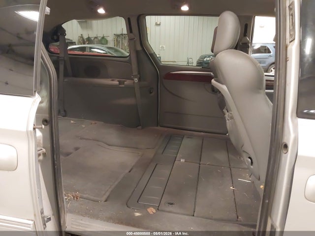 Продажа на аукционе авто 2006 Chrysler Town & Country Limited, vin: 2A8GP64L36R694630, номер лота: 45000588