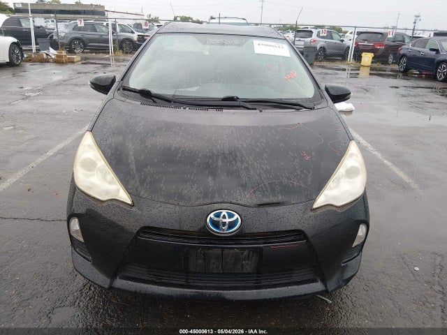 Продажа на аукционе авто 2012 Toyota Prius C Two, vin: JTDKDTB35C1520280, номер лота: 45000613