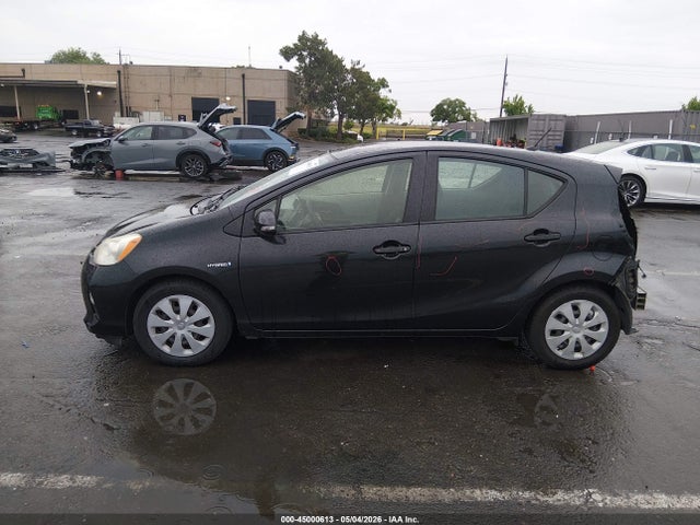 Продажа на аукционе авто 2012 Toyota Prius C Two, vin: JTDKDTB35C1520280, номер лота: 45000613
