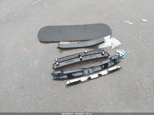 Продажа на аукционе авто 2012 Toyota Prius C Two, vin: JTDKDTB35C1520280, номер лота: 45000613