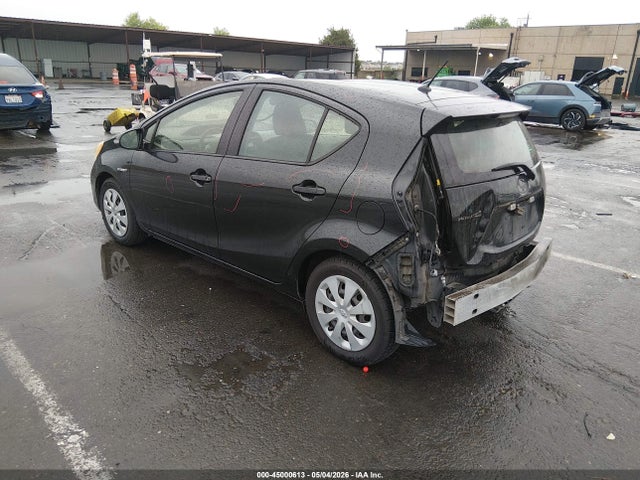 Продажа на аукционе авто 2012 Toyota Prius C Two, vin: JTDKDTB35C1520280, номер лота: 45000613
