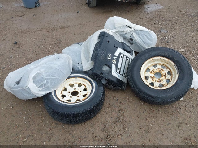 Продаж на аукціоні авто 2004 Kia Sorento Ex/lx, vin: KNDJC733545302029, номер лоту: 45000616