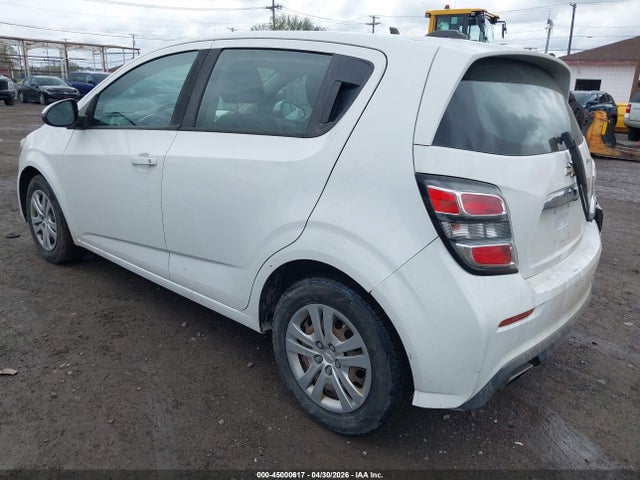Продажа на аукционе авто 2017 Chevrolet Sonic Lt Auto, vin: 1G1JG6SH6H4152934, номер лота: 45000617