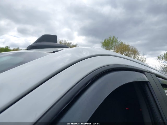 Aukcja sprzedaży 2021 Chevrolet Silverado 1500 4wd  Short Bed Custom, vin: 3GCUYBEF4MG371733, numer aukcji: 45000624