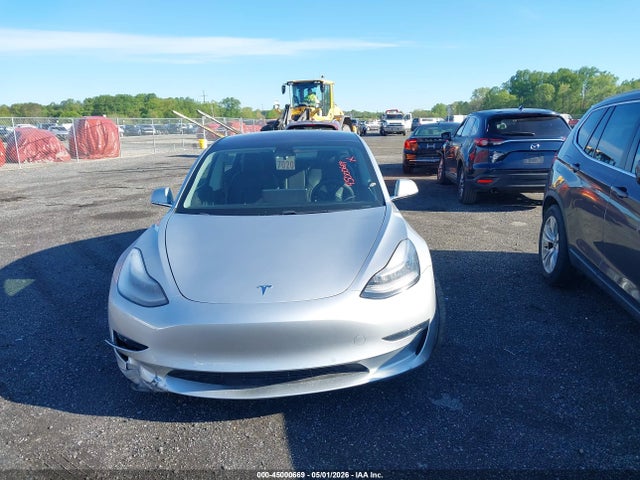 Продажа на аукционе авто 2018 Tesla Model 3 Long Range/performance, vin: 5YJ3E1EB9JF087592, номер лота: 45000669