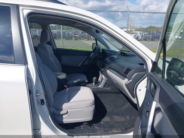 45000682 :رقم المزاد ، JF2SJAEC2EH406290 vin ، 2014 Subaru Forester 2.5i Premium مزاد بيع