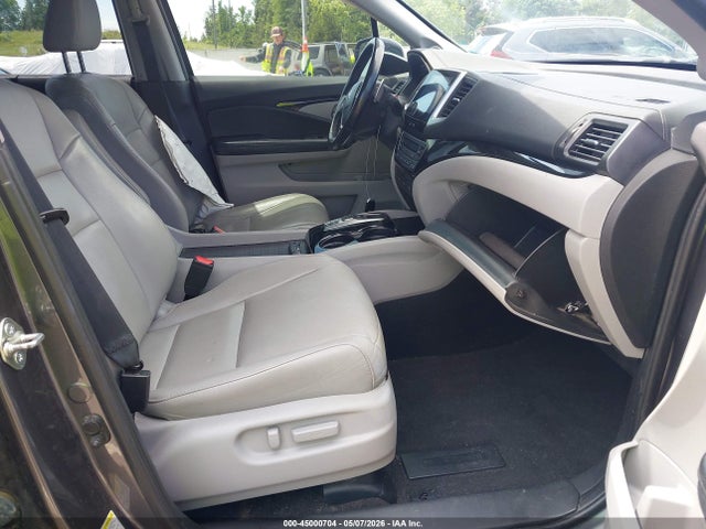 Aukcja sprzedaży 2016 Honda Pilot Touring, vin: 5FNYF6H96GB112952, numer aukcji: 45000704