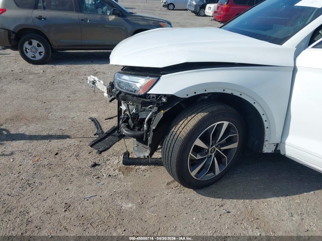 45000716 :رقم المزاد ، WA1BAAFY4M2010155 vin ، 2021 Audi Q5 Premium Plus 45 Tfsi Quattro S Tronic مزاد بيع