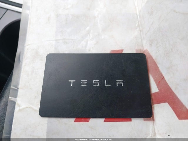 2021 Tesla Model Y Long Range Dual Motor All-wheel Drive მანქანა იყიდება აუქციონზე, vin: 5YJYGDEE1MF141659, აუქციონის ნომერი: 45000722