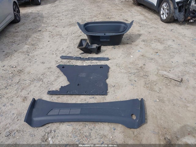 2021 Tesla Model Y Long Range Dual Motor All-wheel Drive მანქანა იყიდება აუქციონზე, vin: 5YJYGDEE1MF141659, აუქციონის ნომერი: 45000722
