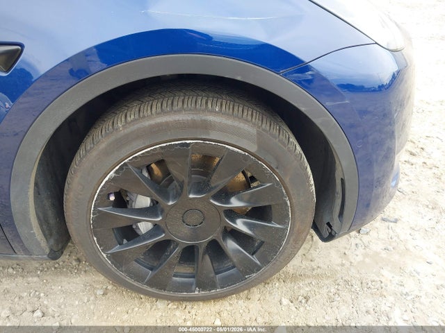 2021 Tesla Model Y Long Range Dual Motor All-wheel Drive მანქანა იყიდება აუქციონზე, vin: 5YJYGDEE1MF141659, აუქციონის ნომერი: 45000722