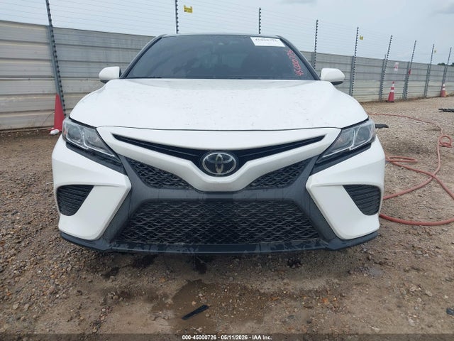 2018 Toyota Camry Se მანქანა იყიდება აუქციონზე, vin: 4T1B11HK0JU599778, აუქციონის ნომერი: 45000726