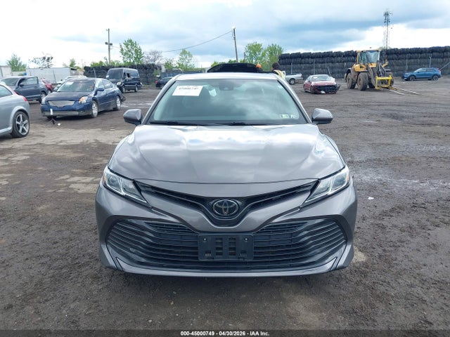Продаж на аукціоні авто 2020 Toyota Camry Le, vin: 4T1C11AK0LU895921, номер лоту: 45000749