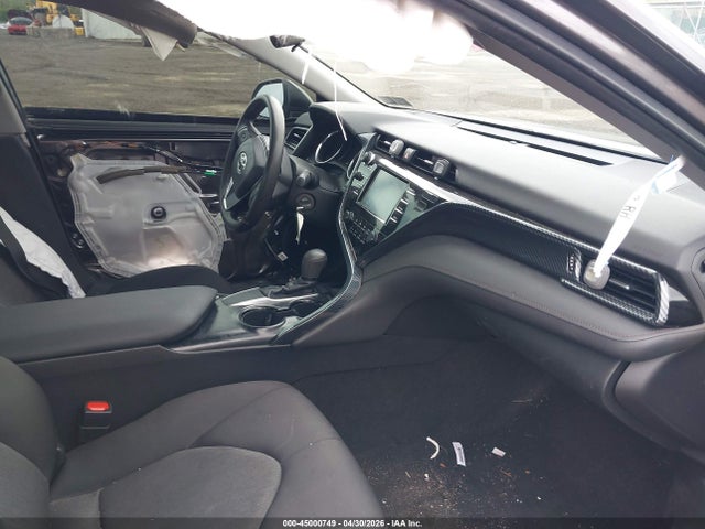 Продаж на аукціоні авто 2020 Toyota Camry Le, vin: 4T1C11AK0LU895921, номер лоту: 45000749