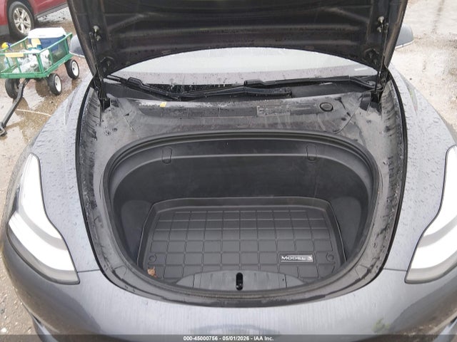 45000756 :رقم المزاد ، 5YJ3E1EAXJF037470 vin ، 2018 Tesla Model 3 Long Range/mid Range مزاد بيع